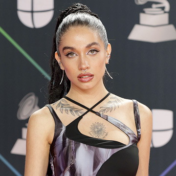 2a5aa70b-5c22-4b2f-9d3d-949d69392355